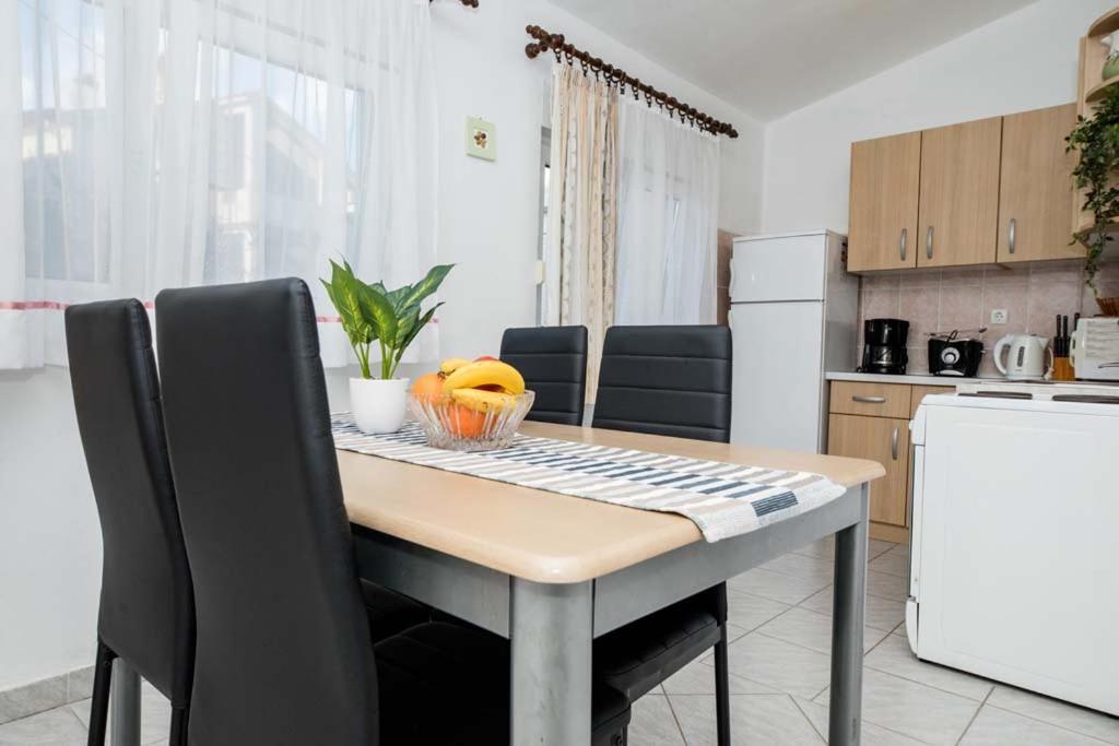 Apartmani Luka Banjol Extérieur photo