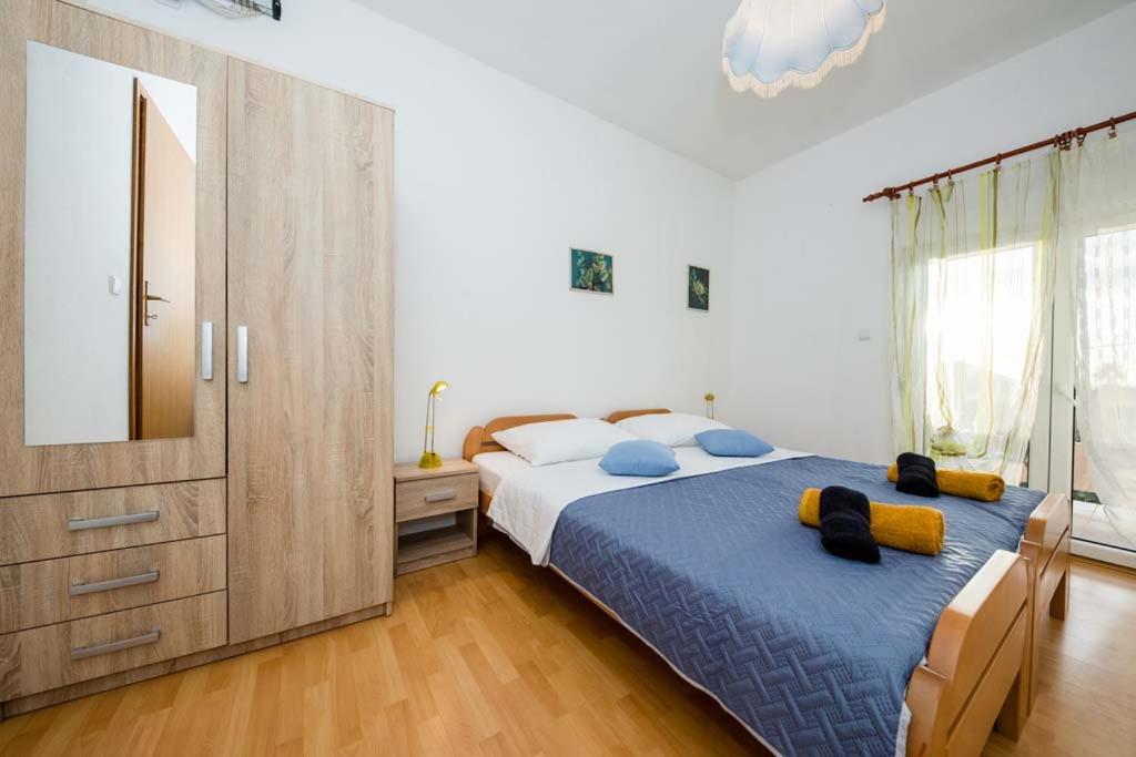 Apartmani Luka Banjol Extérieur photo
