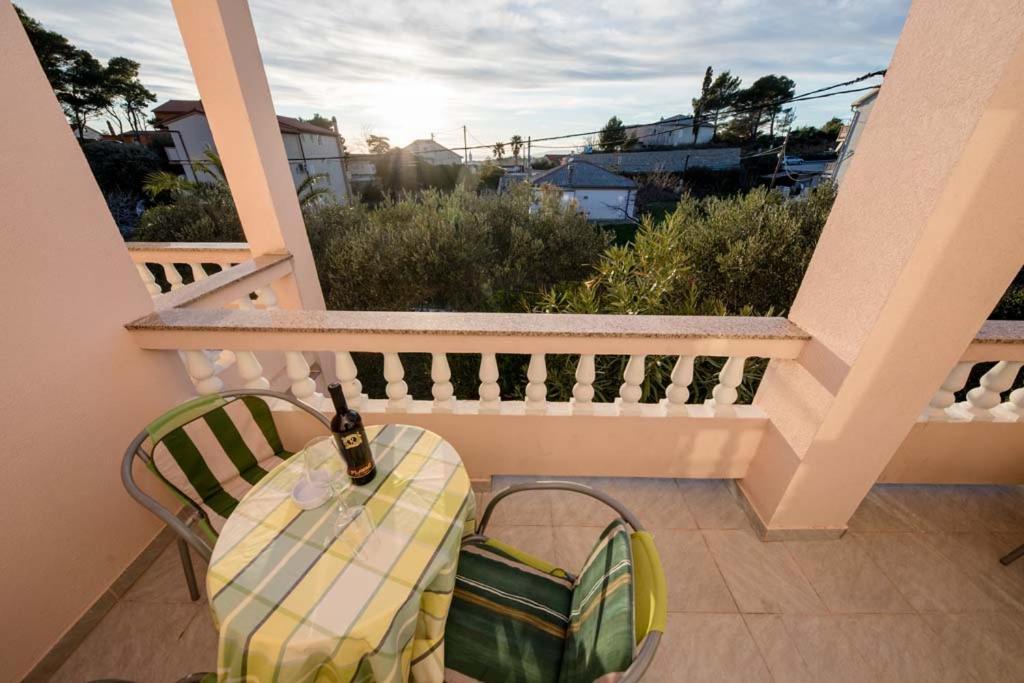 Apartmani Luka Banjol Extérieur photo