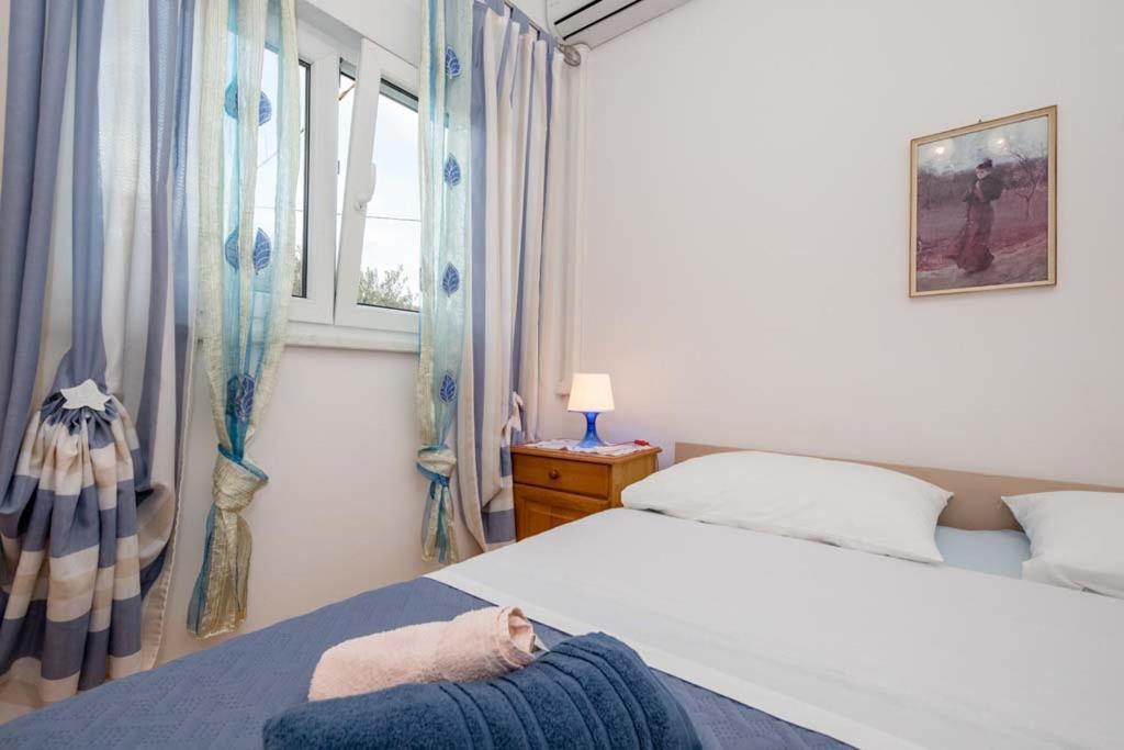 Apartmani Luka Banjol Extérieur photo