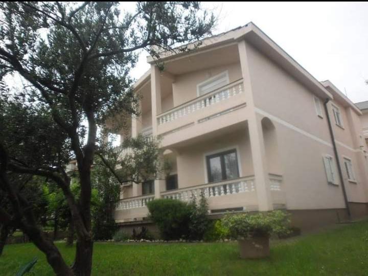 Apartmani Luka Banjol Extérieur photo