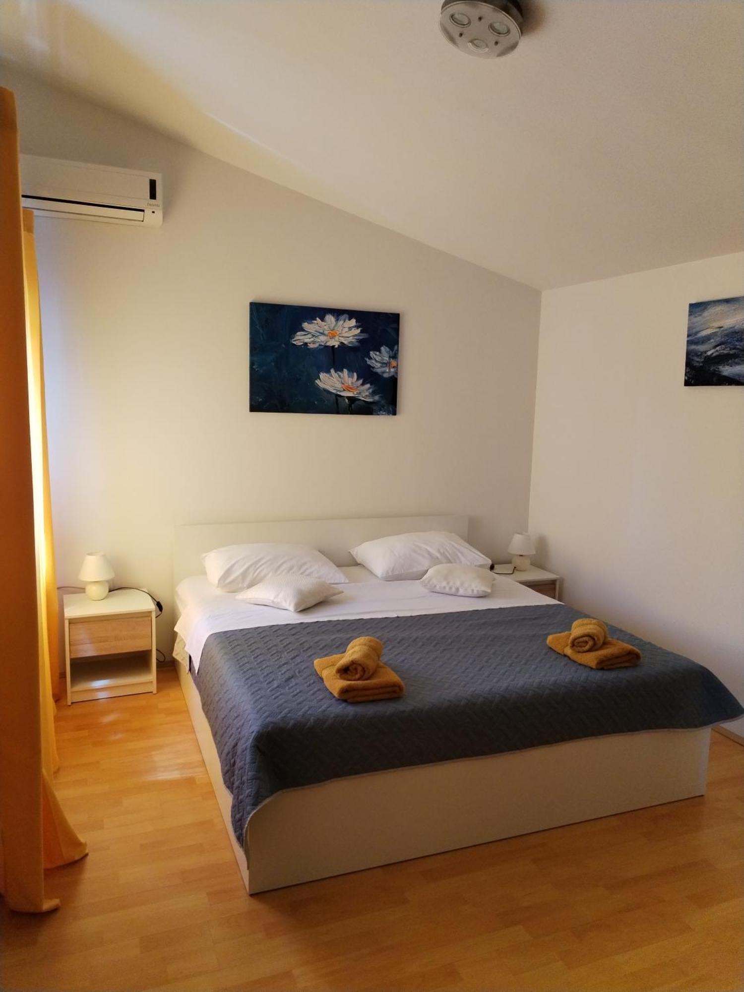 Apartmani Luka Banjol Chambre photo
